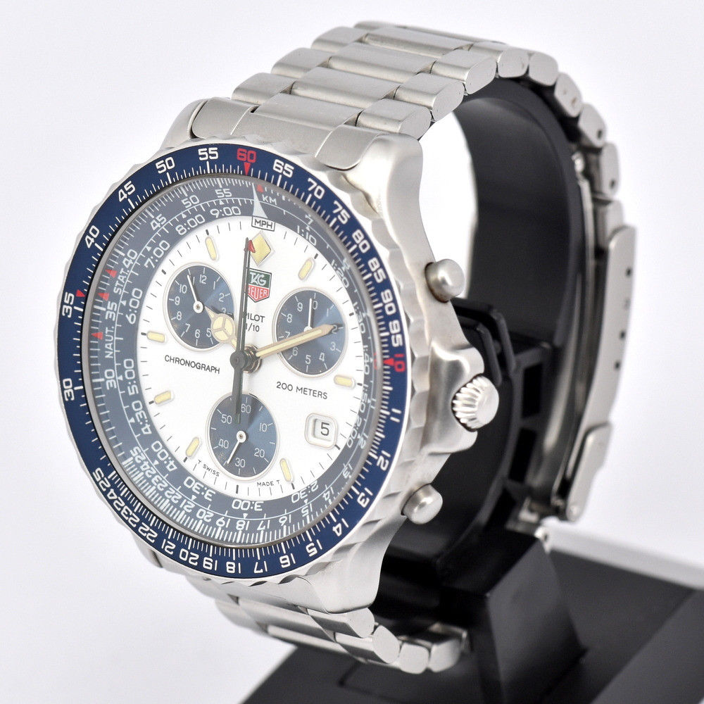Heuer 2025 pilot watch